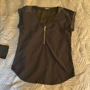 Express gramercy tee zipper front black M